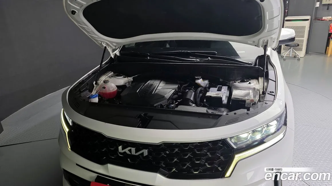 Kia Sorento — фото 6