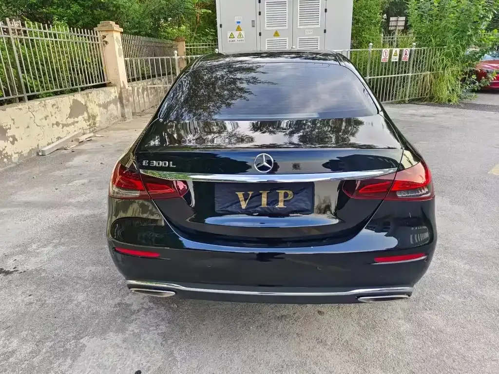 Mercedes-Benz E-Class 2023 из CN, фото 5