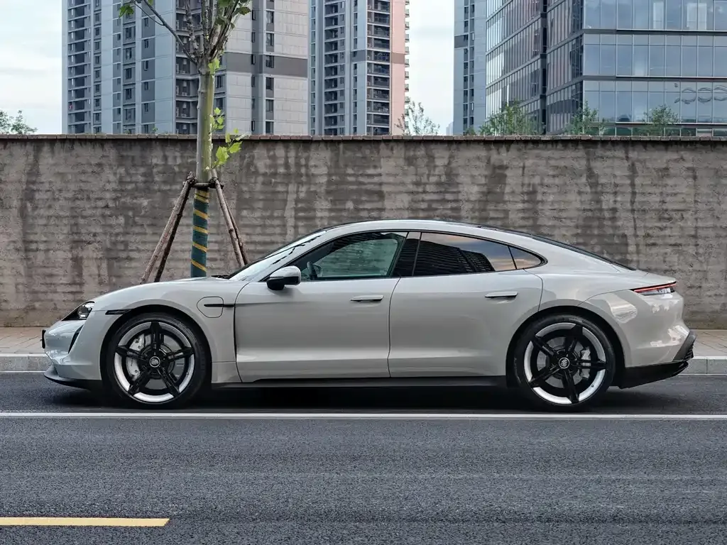 Porsche Taycan 2022 из CN, фото 3