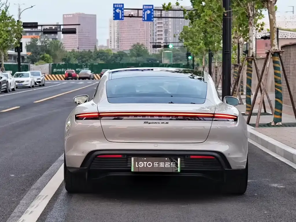 Porsche Taycan 2022 из CN, фото 5
