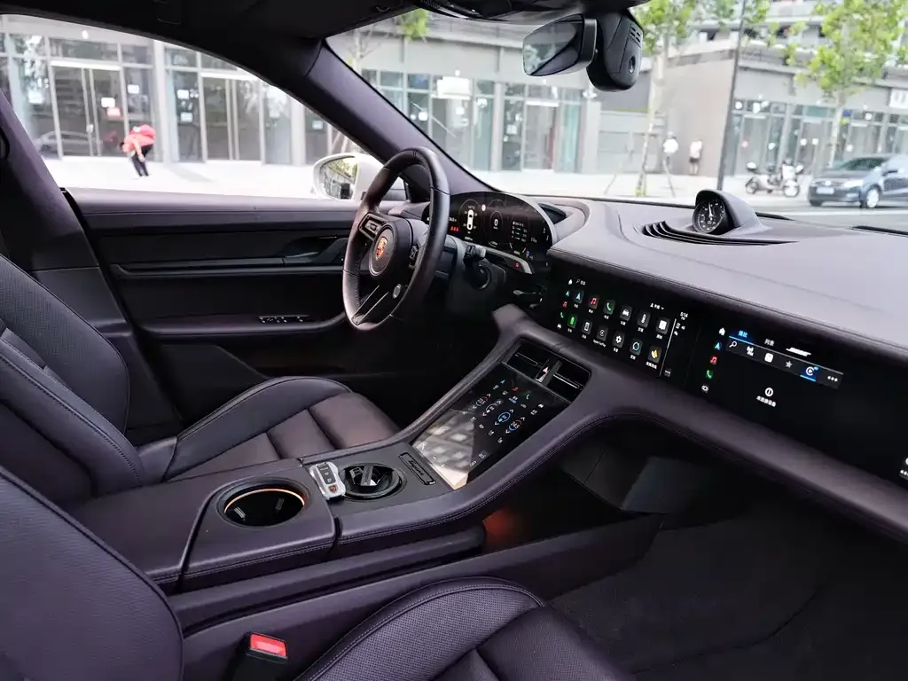 Porsche Taycan 2022 из CN, фото 9