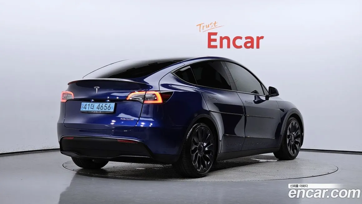 Tesla Model Y 2022 из KR, фото 2