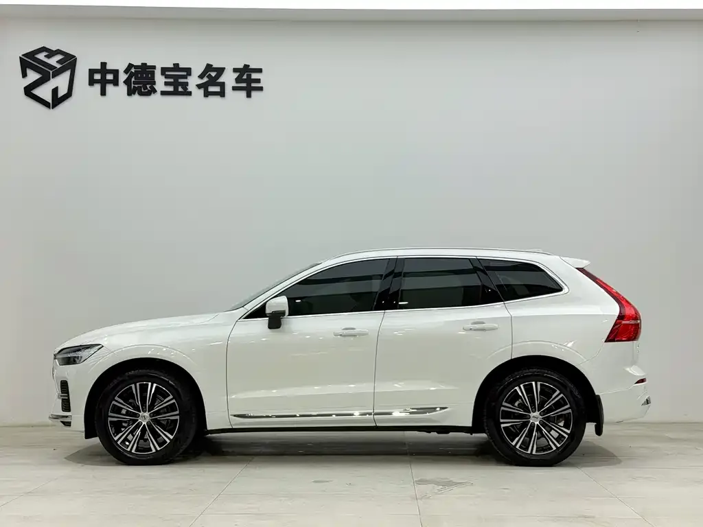 Volvo XC60 — фото 3