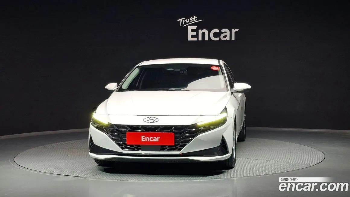 Hyundai AVANTE — фото 3