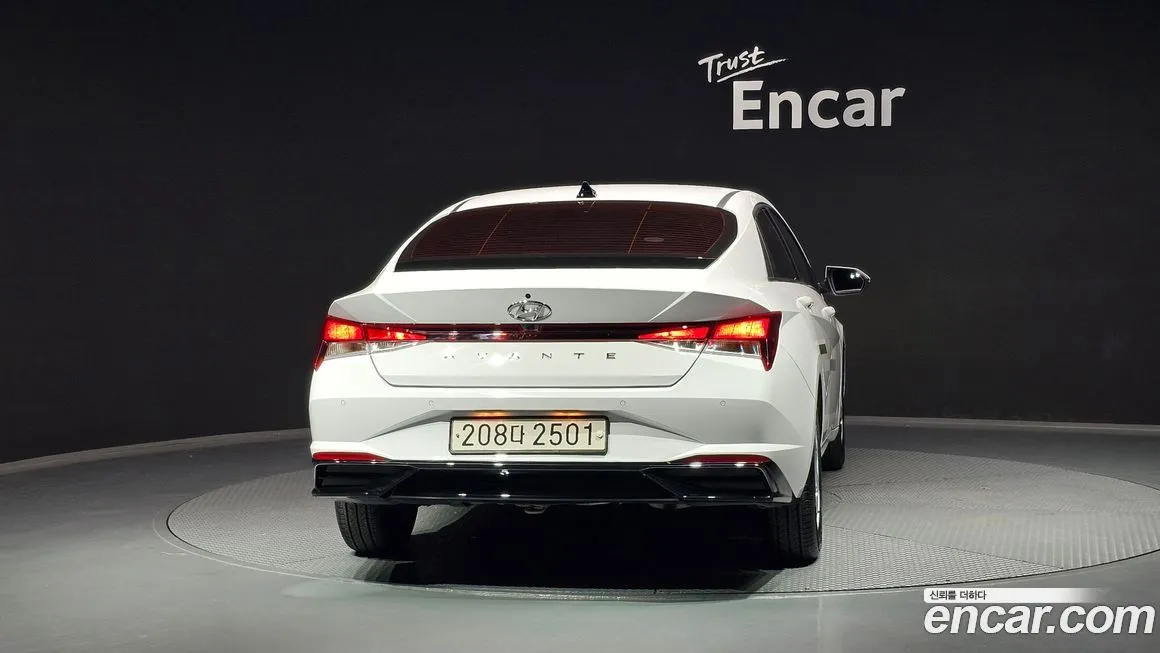Hyundai AVANTE — фото 4