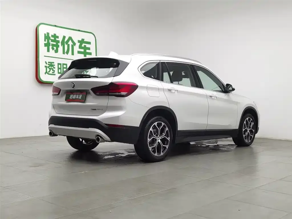 BMW X1 — фото 2