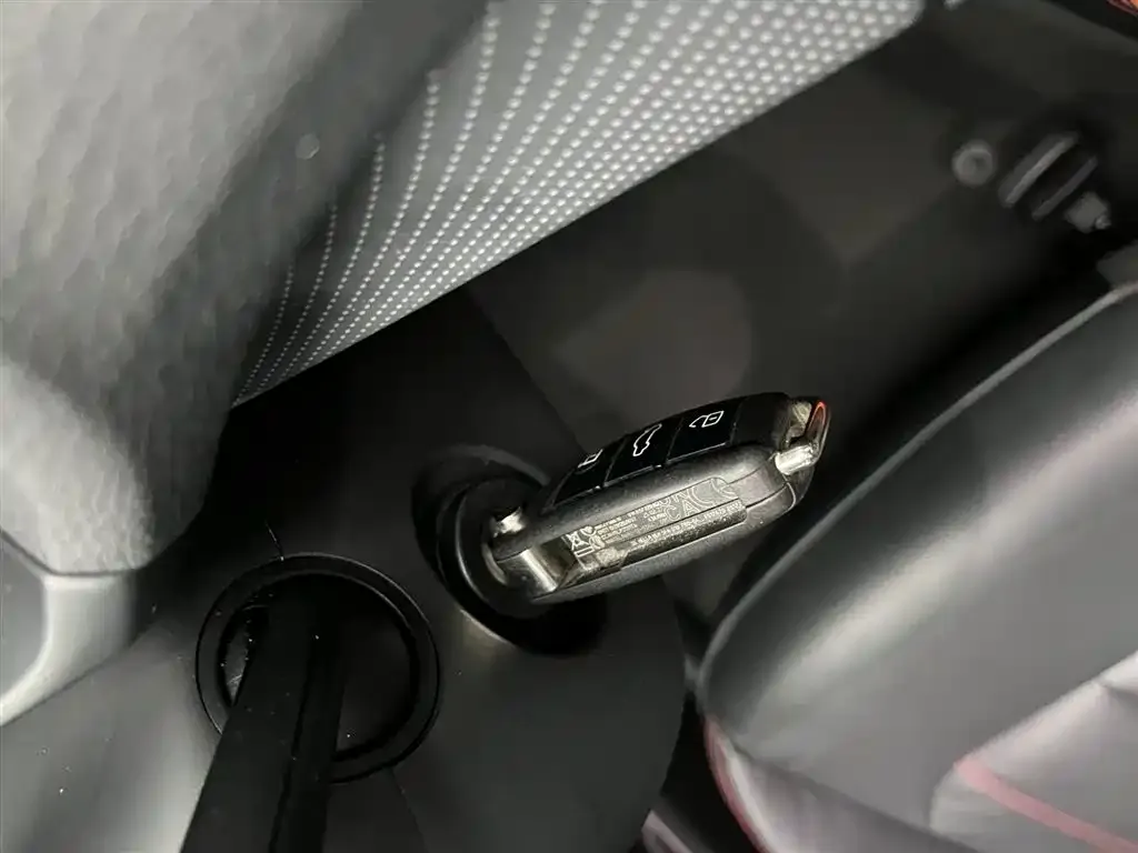 Audi Q2L 2022 из CN, фото 4