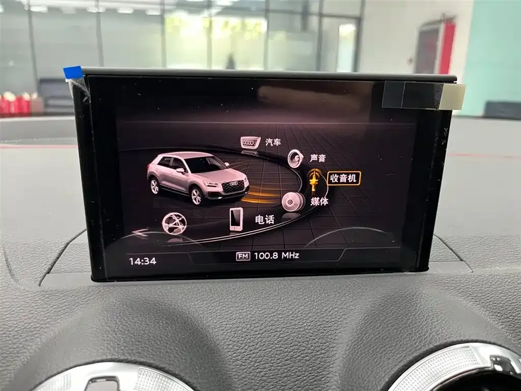 Audi Q2L 2022 из CN, фото 6