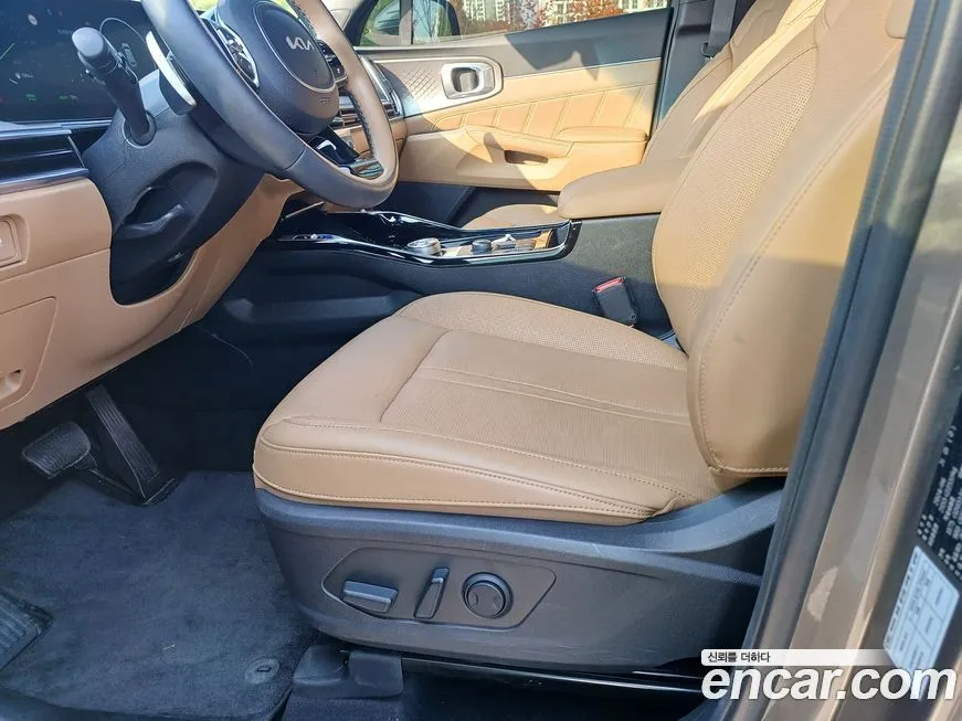 Kia Sorento — фото 8
