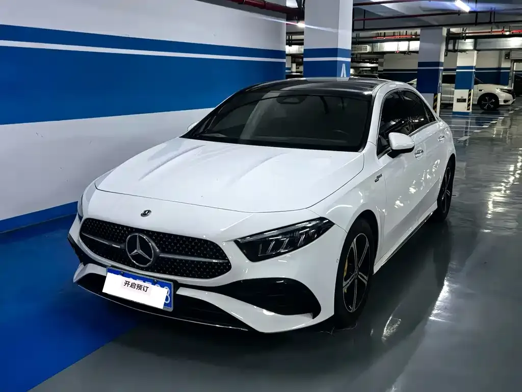 Mercedes-Benz A-Class 2023 из CN, фото 2