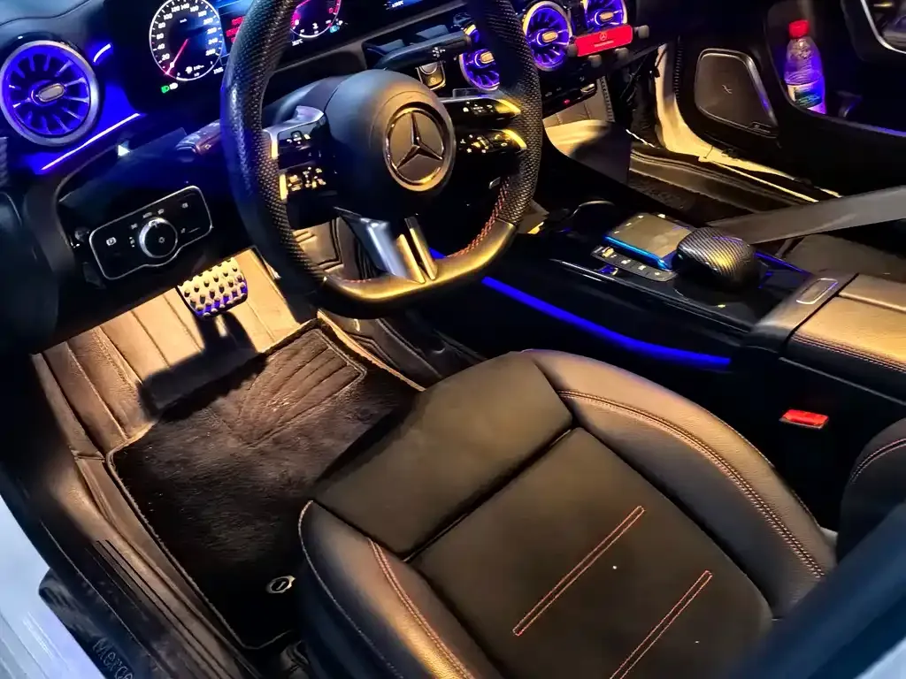 Mercedes-Benz A-Class 2023 из CN, фото 4