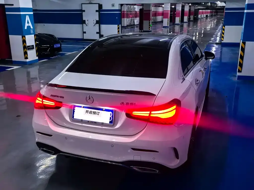 Mercedes-Benz A-Class 2023 из CN, фото 7