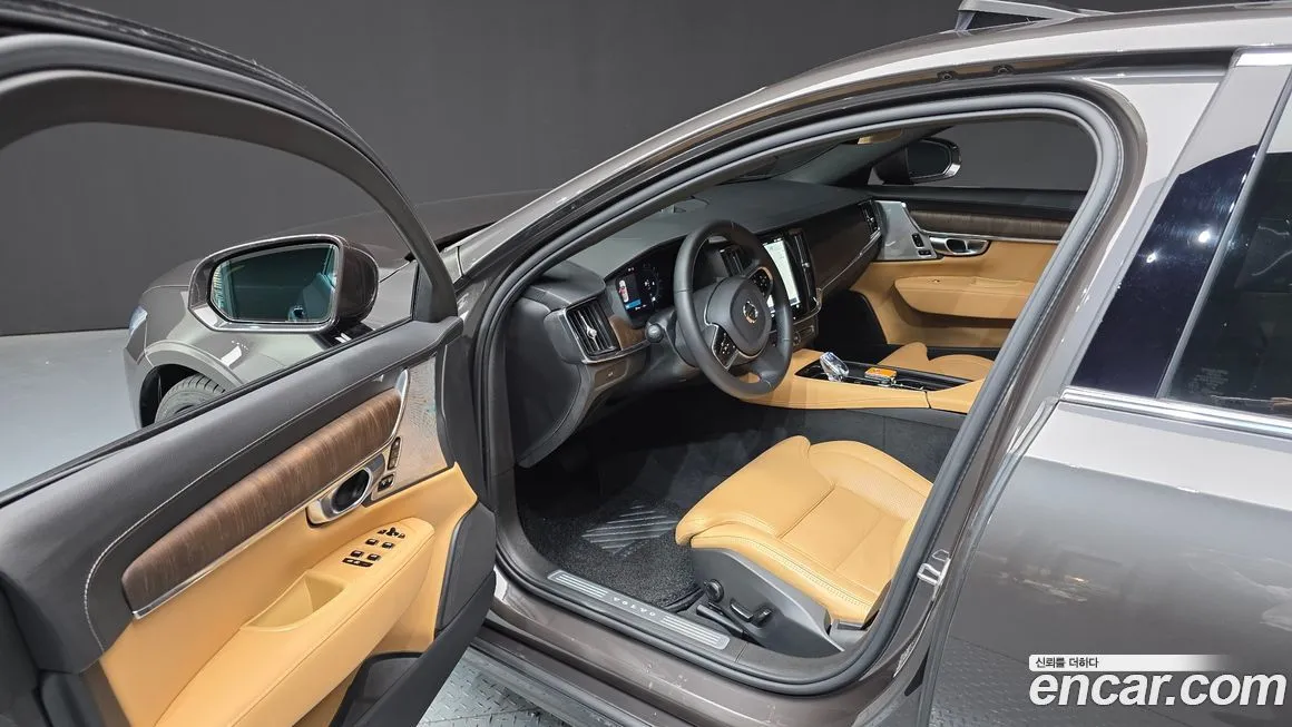 Volvo S90 2023 из KR, фото 10