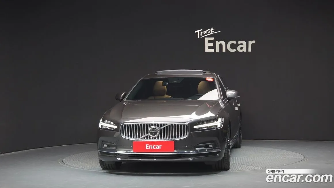 Volvo S90 2023 из KR, фото 3