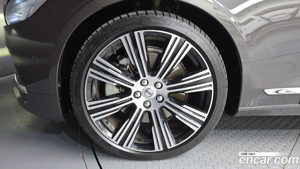 Volvo S90 2023 из KR, фото 5
