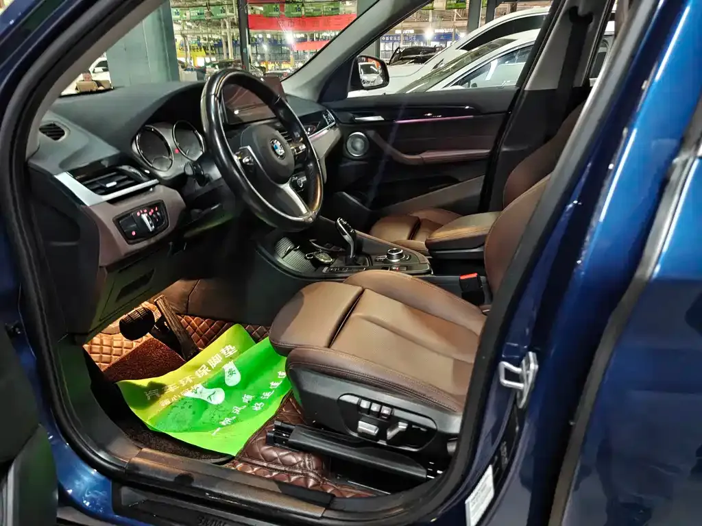 BMW X1 2021 из CN, фото 5