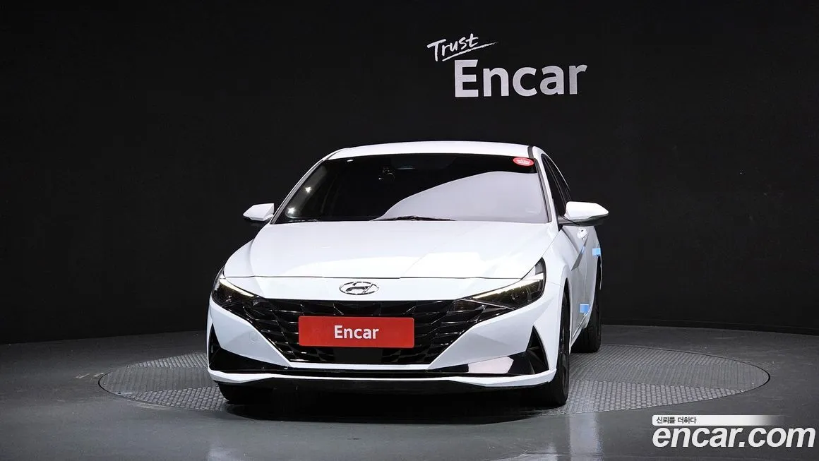 Hyundai AVANTE — фото 3