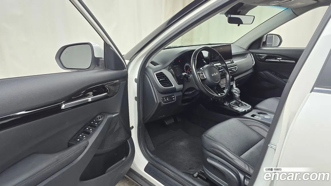 Kia Seltos 2023 из KR, фото 10