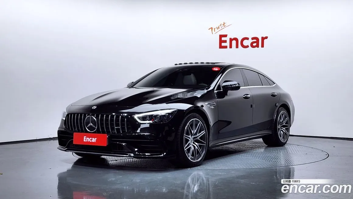 Mercedes-Benz AMG GT — фото 1