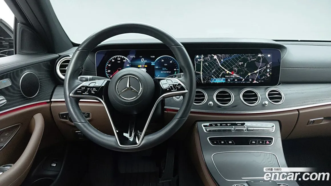 Mercedes-Benz E-Class — фото 10