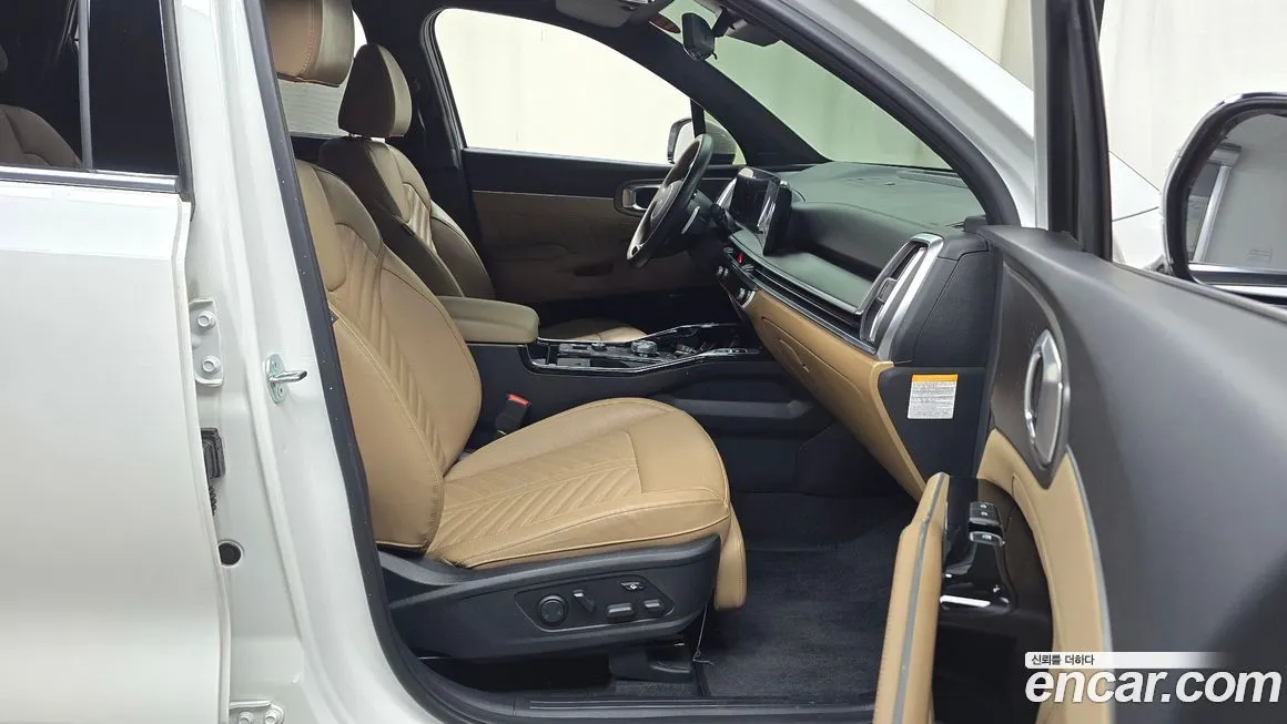 Kia Sorento — фото 10