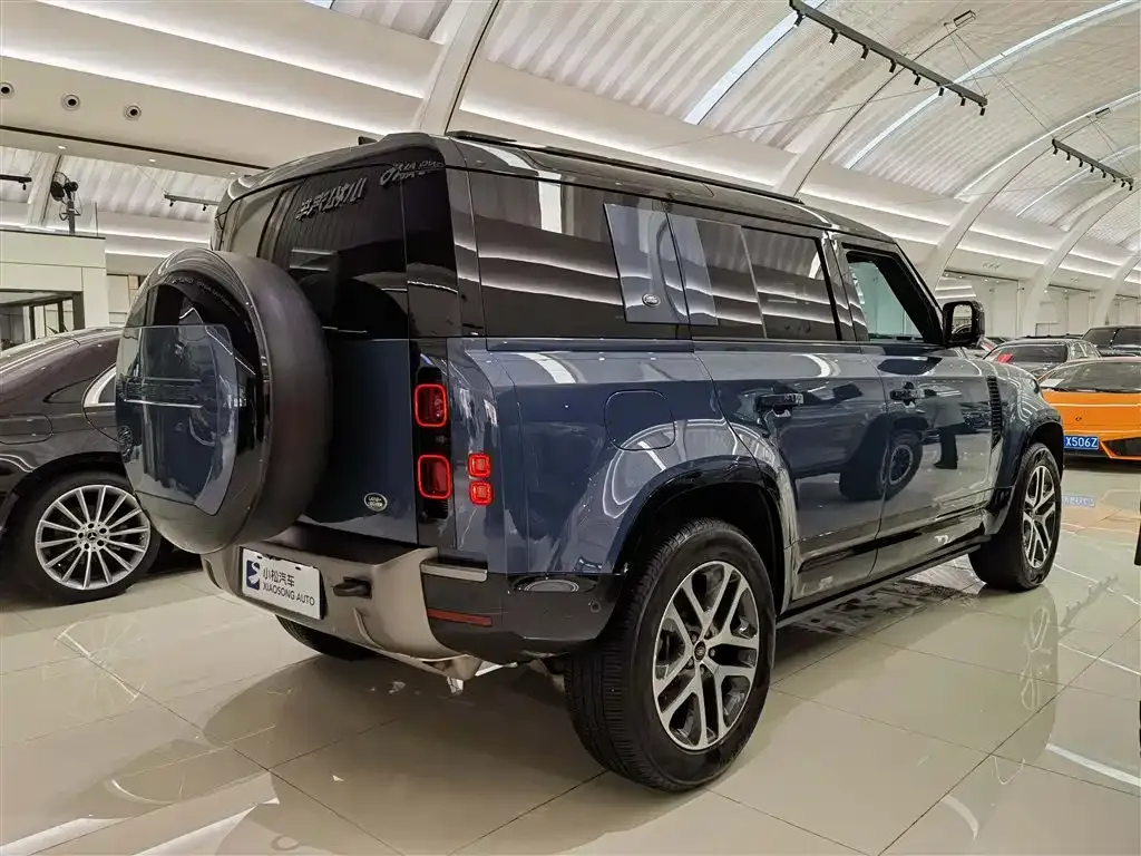 Land Rover Defender — фото 4