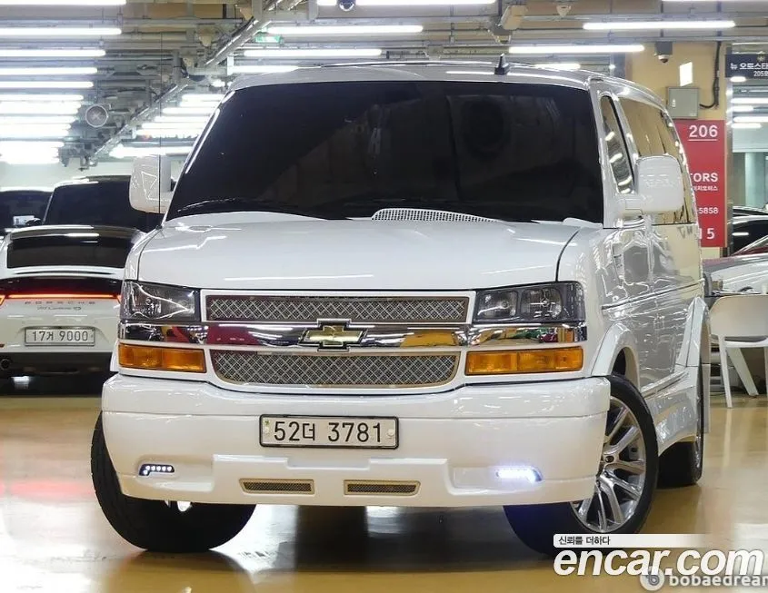 Chevrolet Express Van 2021 из KR, фото 1