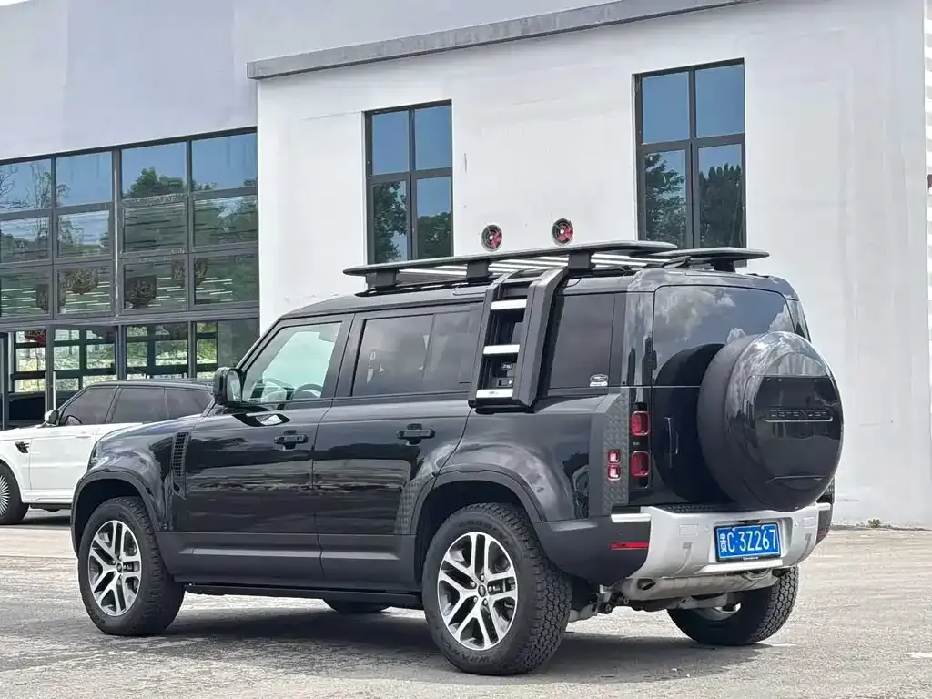 Land Rover Defender 2024 из CN, фото 6