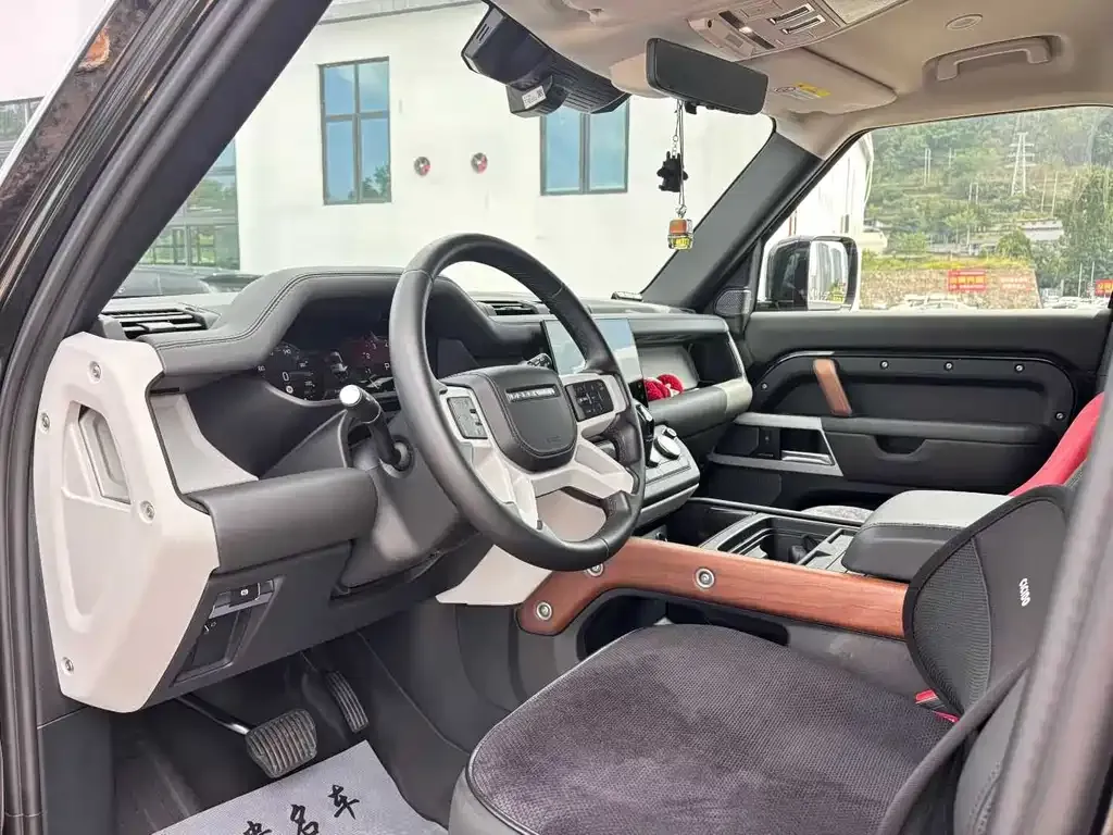 Land Rover Defender 2024 из CN, фото 7