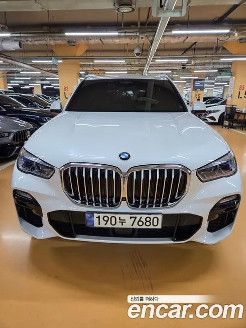 BMW X5 — фото 1