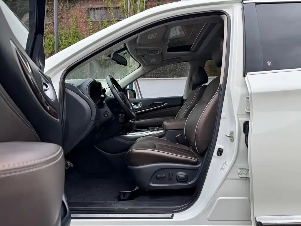Infiniti QX60 (Import) 2021 из CN, фото 9