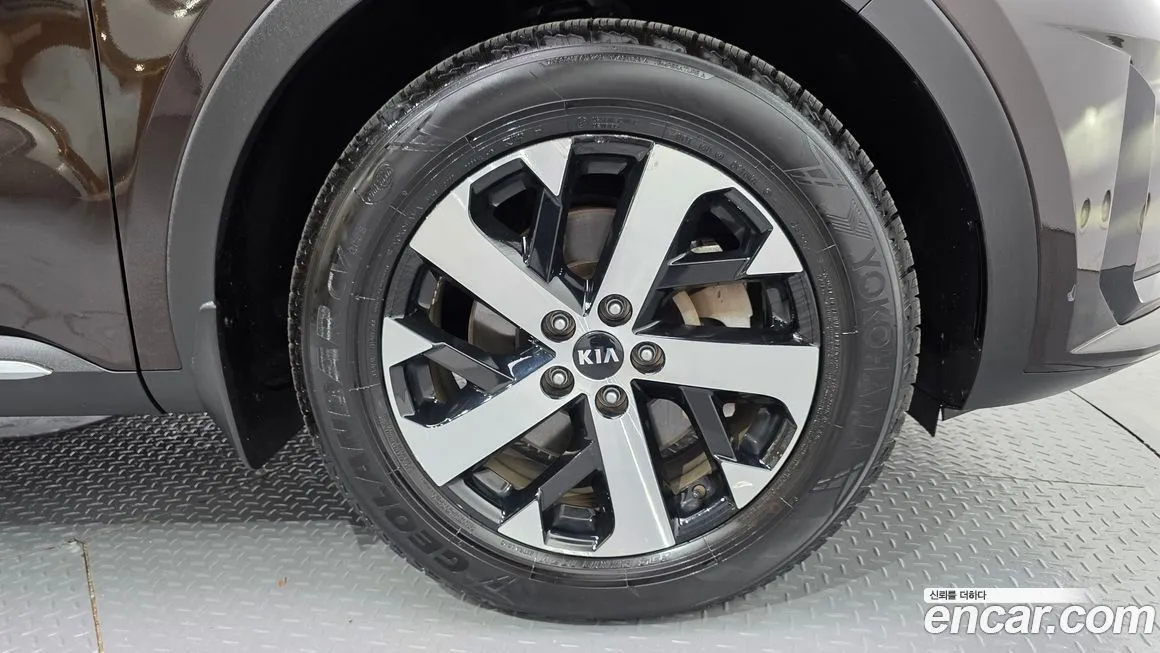 Kia Sorento — фото 5
