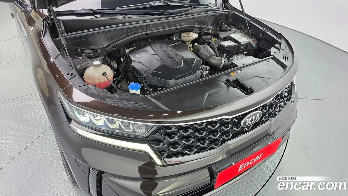 Kia Sorento — фото 6