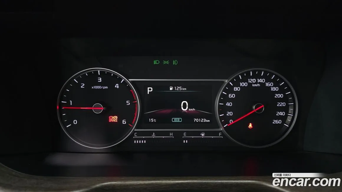 Kia Sorento — фото 8