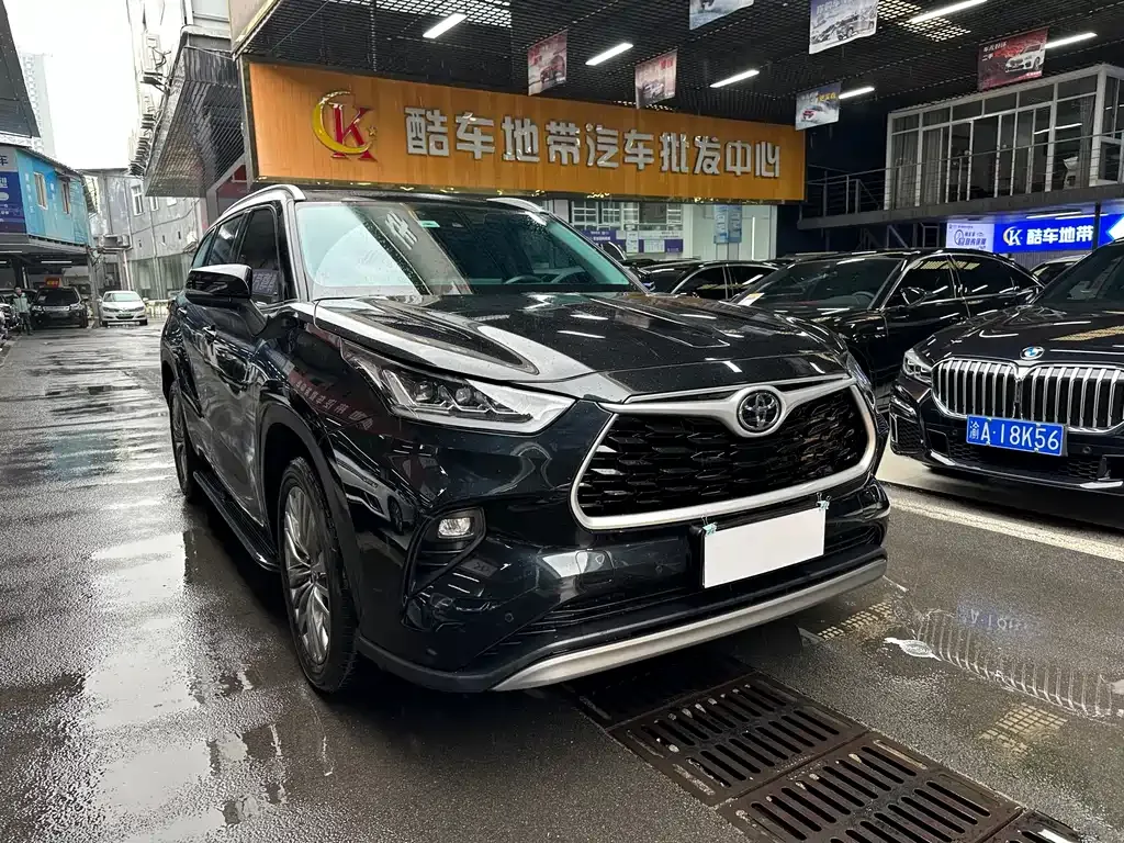 Toyota Highlander 2023 из CN, фото 3