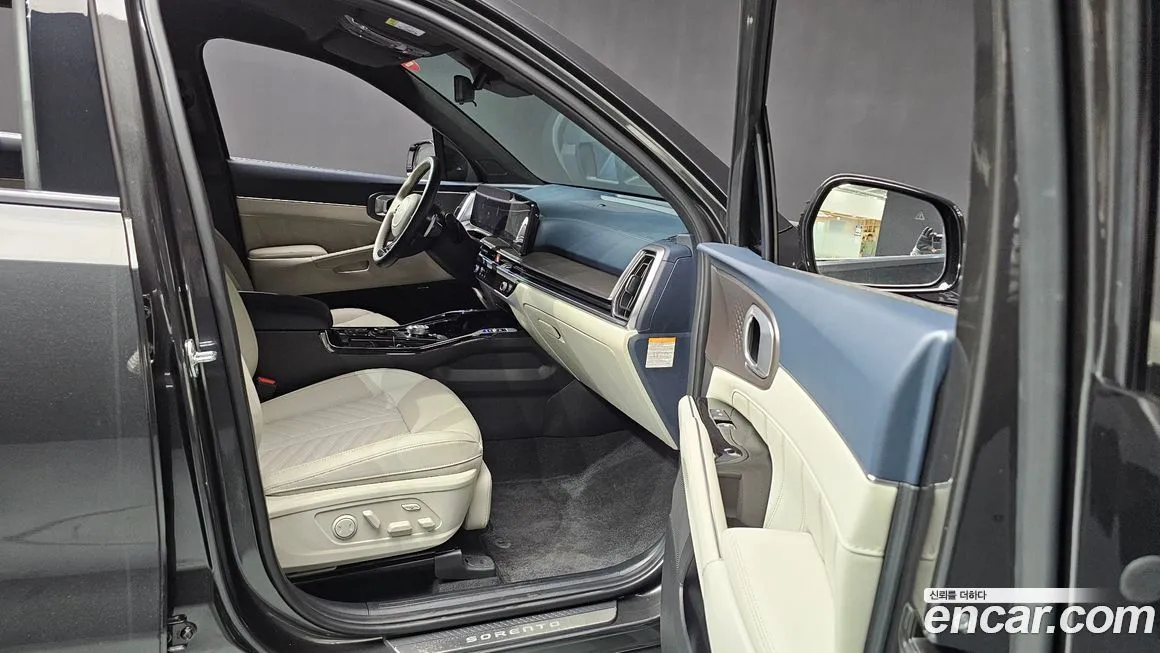 Kia Sorento — фото 10