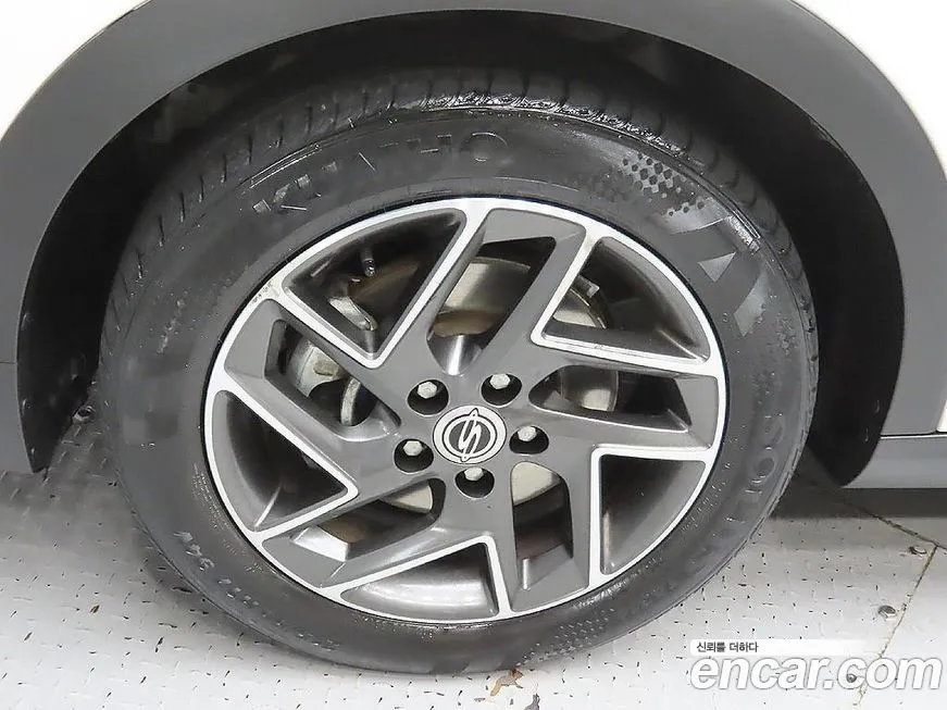 KG Mobility (Ssangyong) TIBOLI — фото 5