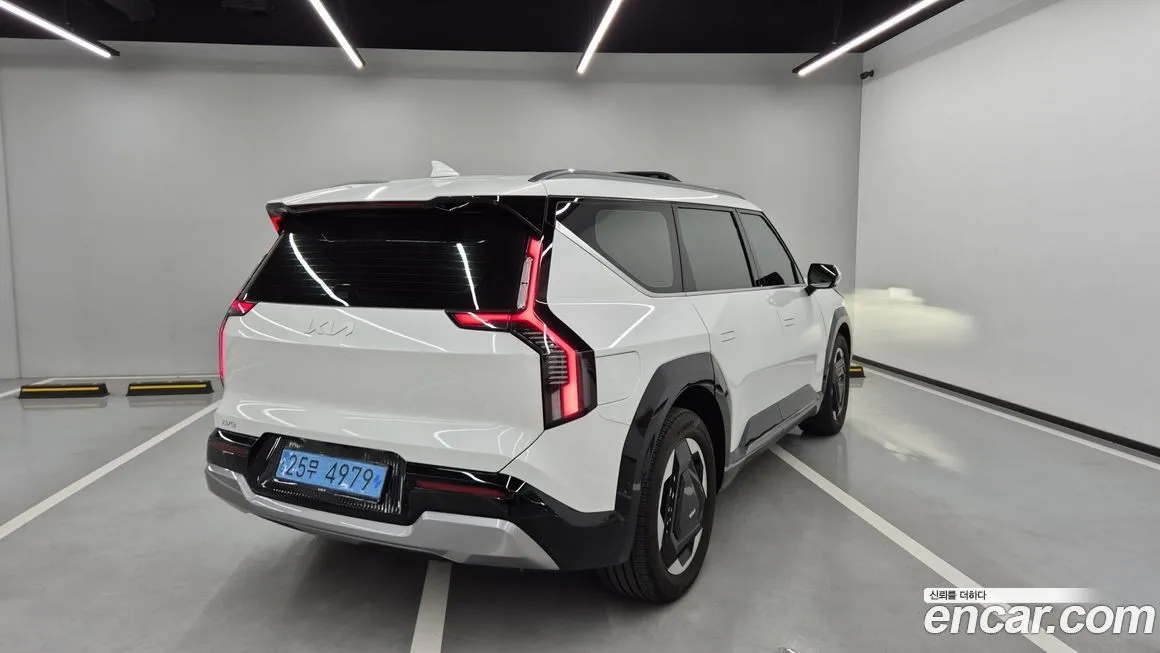 Kia EV9 2024 из KR, фото 4