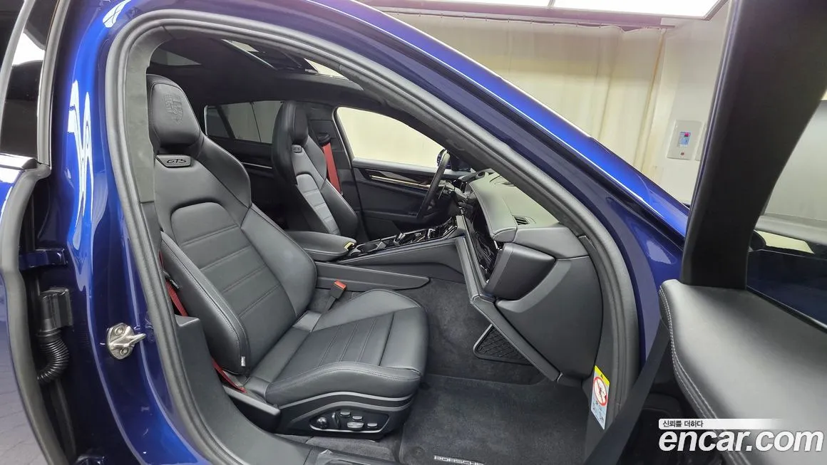 Porsche Panamera 2025 из KR, фото 10