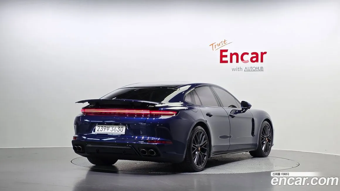 Porsche Panamera 2025 из KR, фото 2