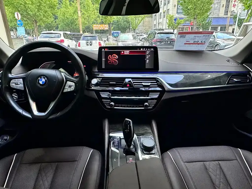 BMW 5 Series — фото 4
