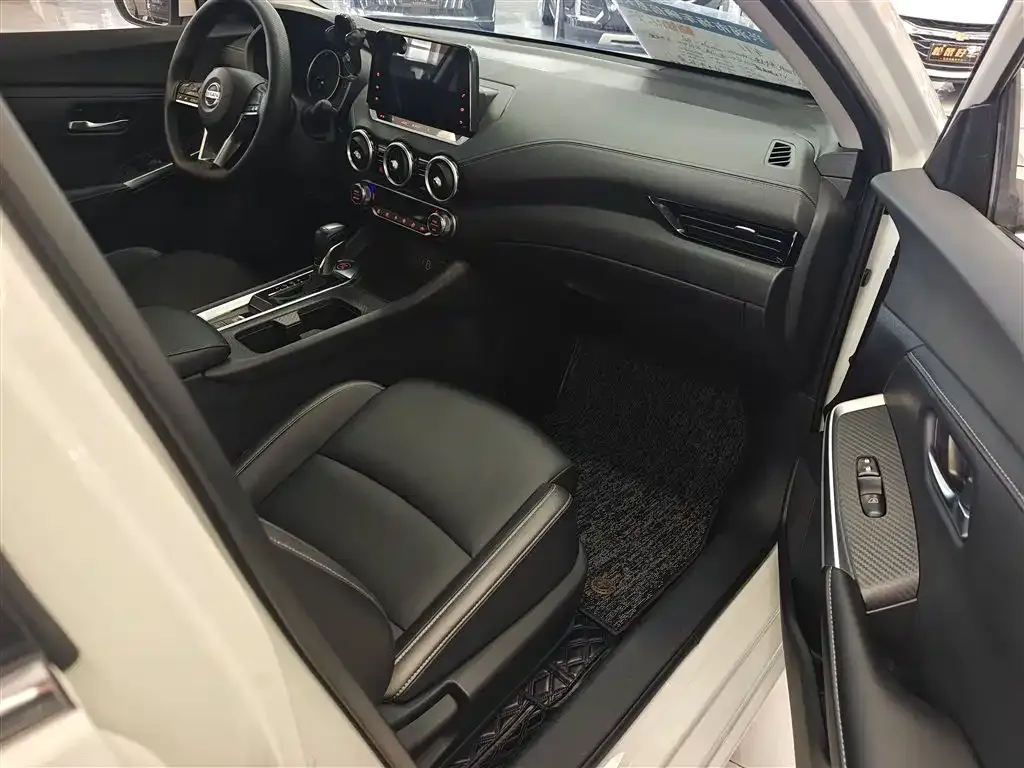 Nissan Sylphy 2023 из CN, фото 2