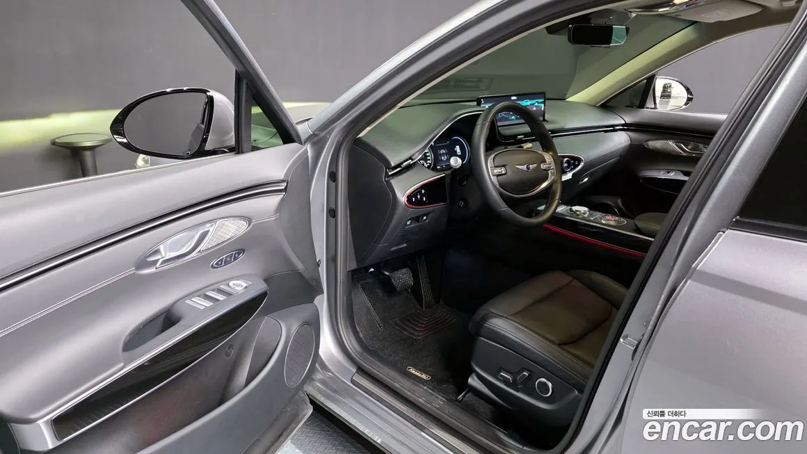 Genesis GV70 — фото 10