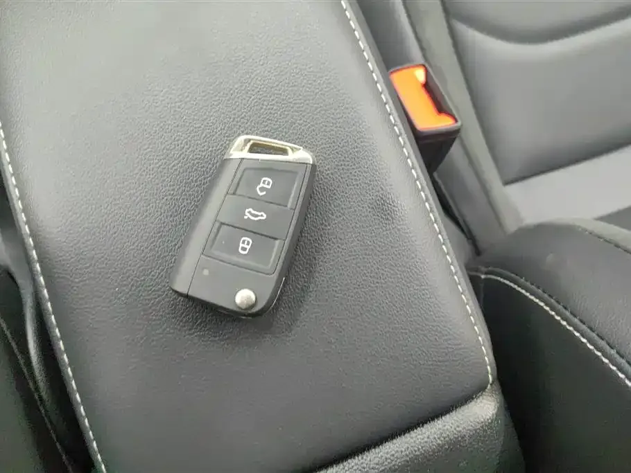 [object Object] Tiguan L 2021 из CN, фото 9