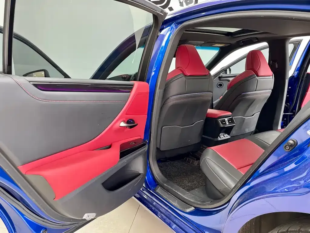 Lexus ES 2022 из CN, фото 10