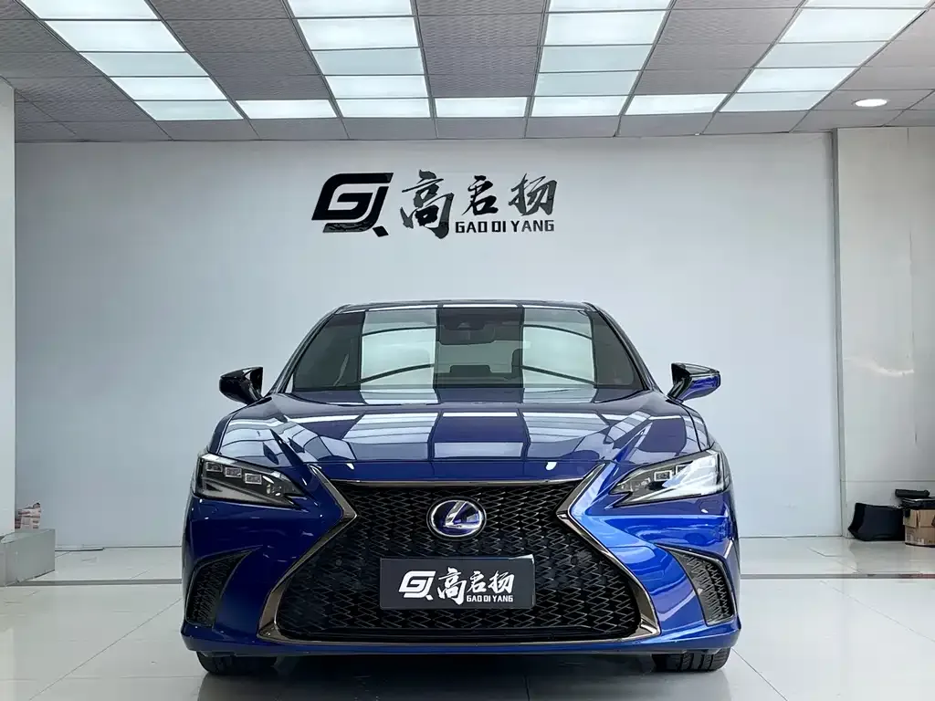 Lexus ES 2022 из CN, фото 2