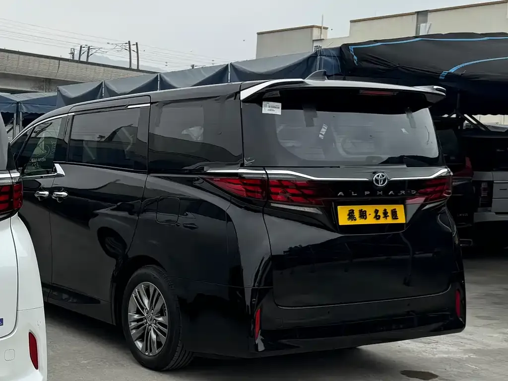 Toyota Alphard 2025 из CN, фото 9