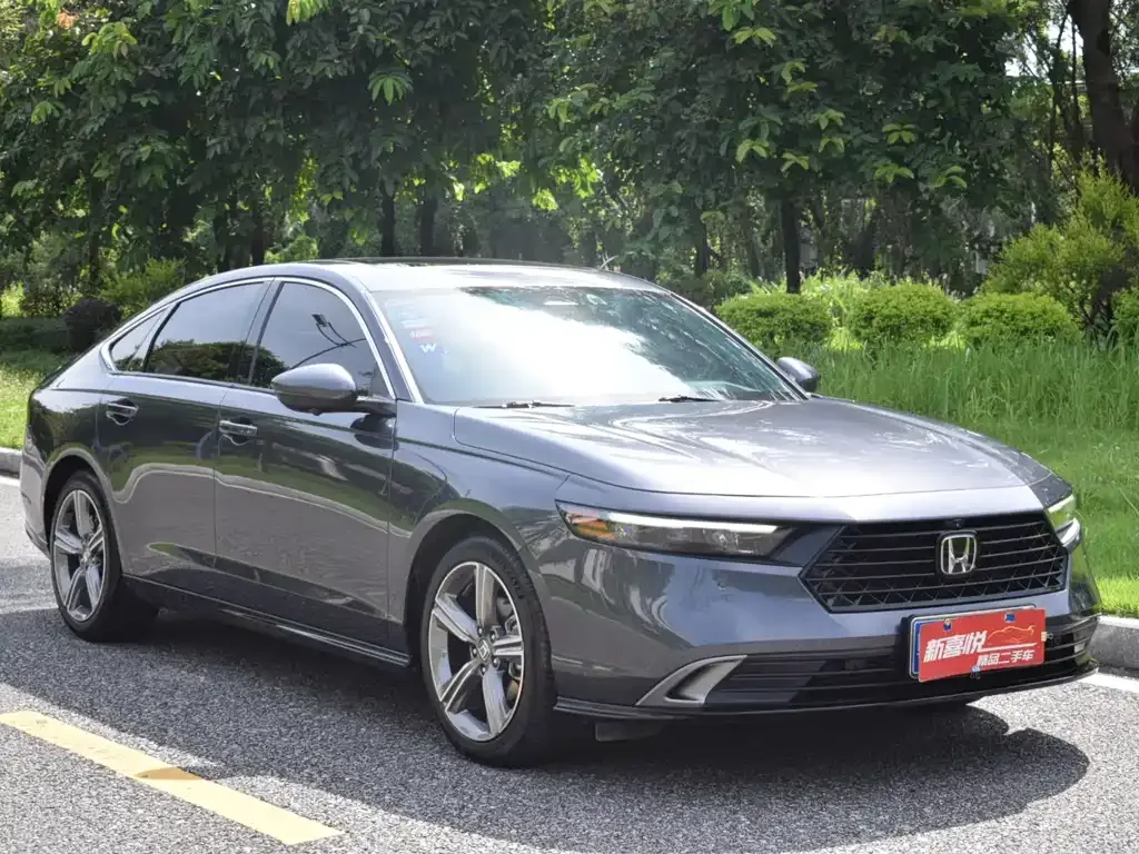 Honda Accord — фото 3