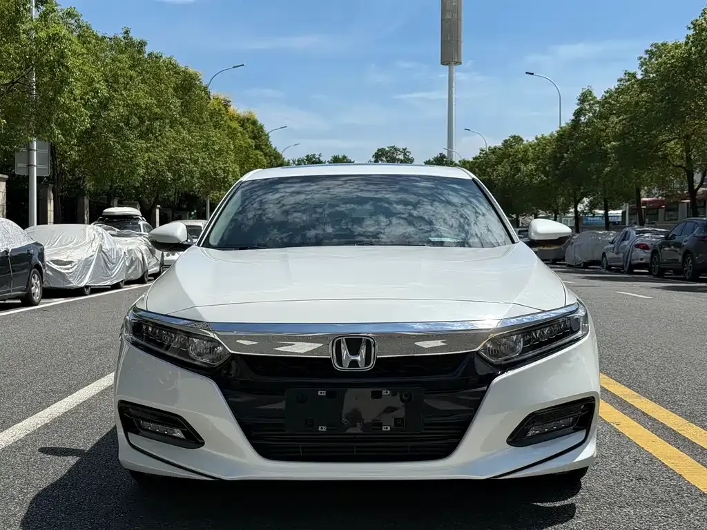 Honda Accord — фото 2