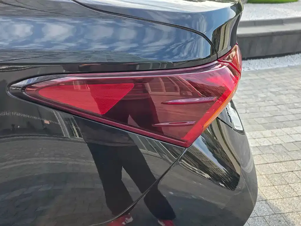 Toyota Avalon 2023 из CN, фото 10